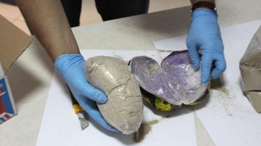 Ticari Taksici Kılığına Giren Polis İtalya'ya Eroin Sevkıyatını Ortaya &Ccedil;ıkardı