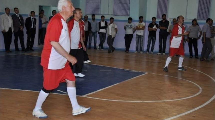 Turnuvanın Galibi &lsquo;ş&ouml;hretler&rsquo; Oldu