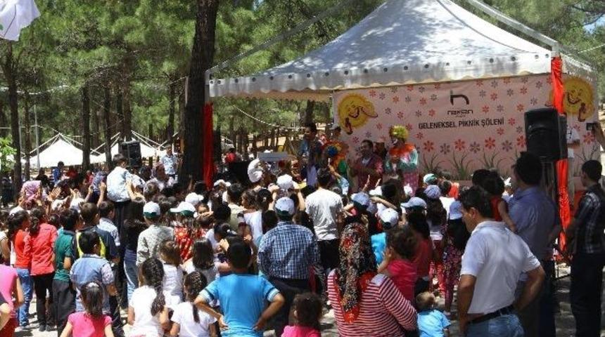 Naksan Ailesi, Piknikte Buluştu