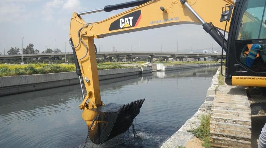İzmir&rsquo;in Derelerinde Yaz Temizliği