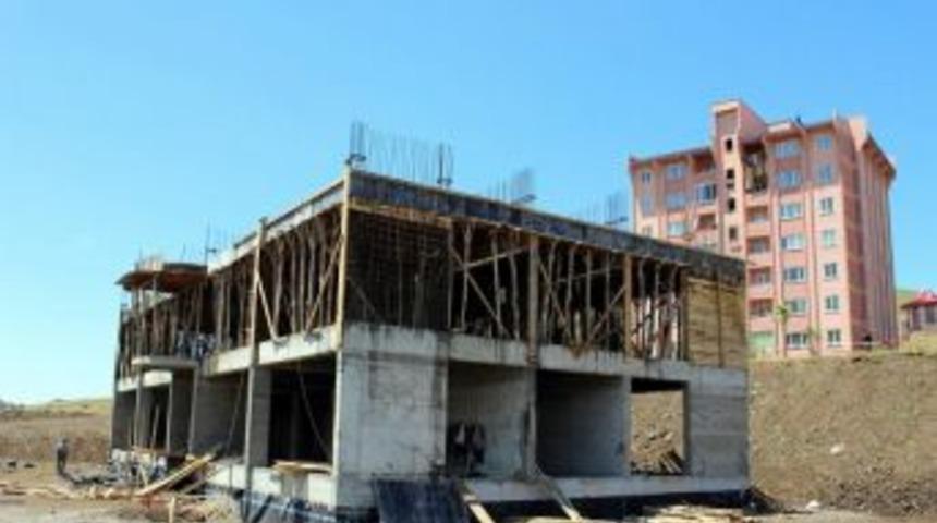 Karşıyaka Okulu &Ccedil;alışmaları Hızla Devam Ediyor