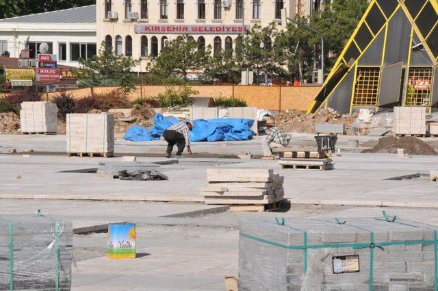 Cacabey Meydanı Yapım Çalışmaları Devam Ediyor 1