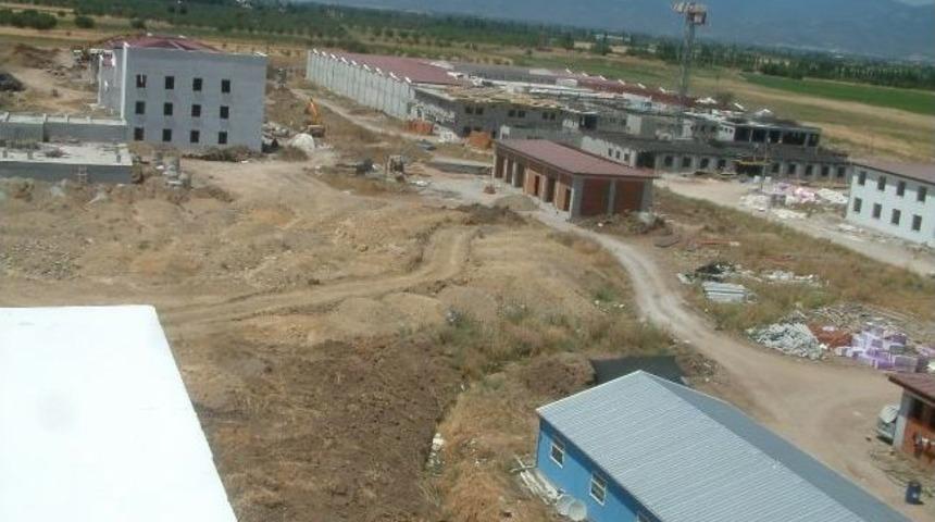 Burhaniye&rsquo;de Bin 200 Kişilik Cezaevi Yapılıyor
