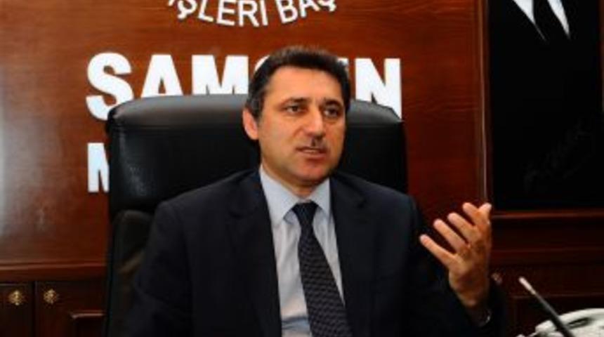 M&uuml;ft&uuml; &Ouml;zt&uuml;rk: &Uuml;&ccedil; Aylar Kur'an-ı Anlamak I&ccedil;in Mesajdır