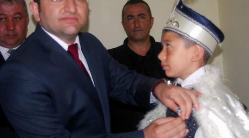 20. &Ouml;mer Hekim S&uuml;nnet Şenliği Başladı