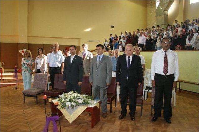 Ünye Anadolu Öğretmen Lisesi, 86 Mezun Verdi