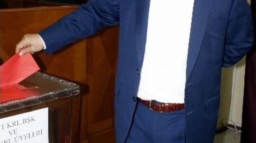 Servet Şahin, G&uuml;ven Tazeledi