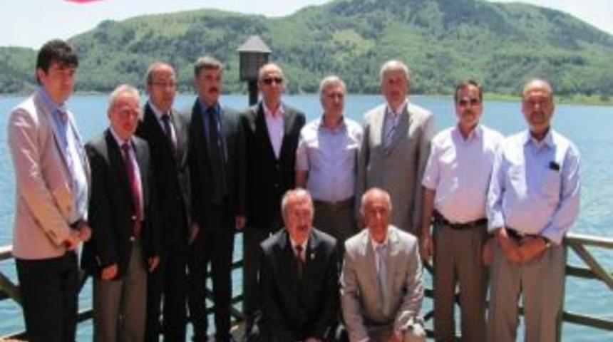 Sakarya B&ouml;lge Birliği Y&ouml;netim Kurulu Toplantısı Bolu&rsquo;da Yapıldı