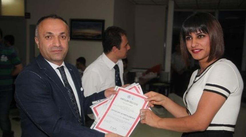 &Uuml;niversite&rsquo;den Sertifika T&ouml;reni