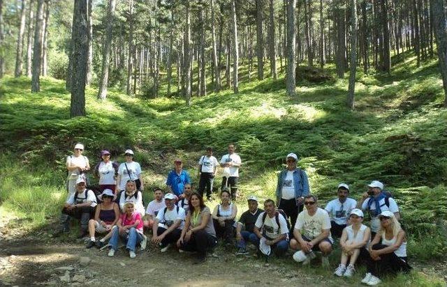 Ankaralı Öğretmenlerin Kazdağı’nda Trekking Keyfi