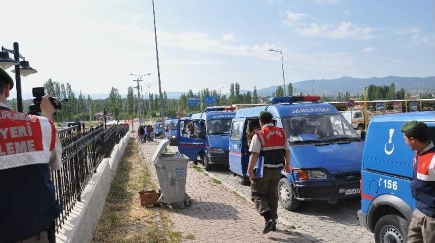 Jandarma Hırsızlık Şebekesini &Ccedil;&ouml;kertti