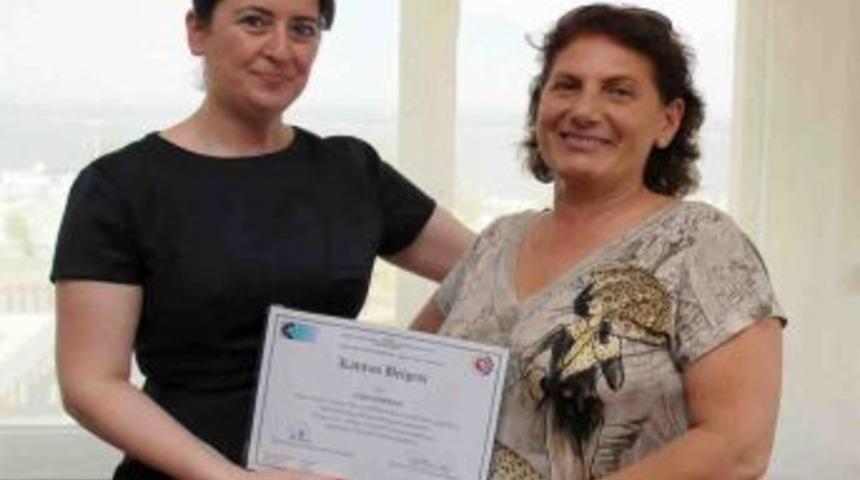 Uygulamalı Girişimcilik Eğitimi Kursu&rsquo;nu Tamamlayan Kursiyerler Mezun Oldu