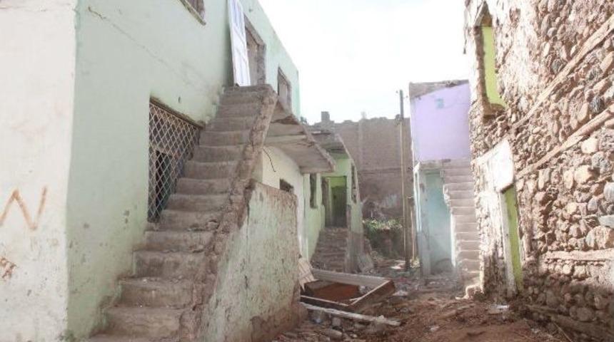 Muş&rsquo;ta Kentsel D&ouml;n&uuml;ş&uuml;m Başladı