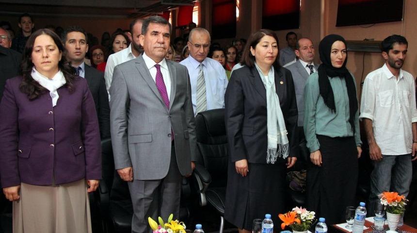Şair Cahit Zarifoğlu Anıldı