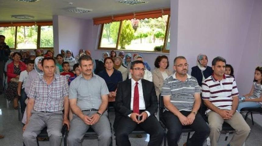 Mutlu Gelecek İ&ccedil;in El Ele
