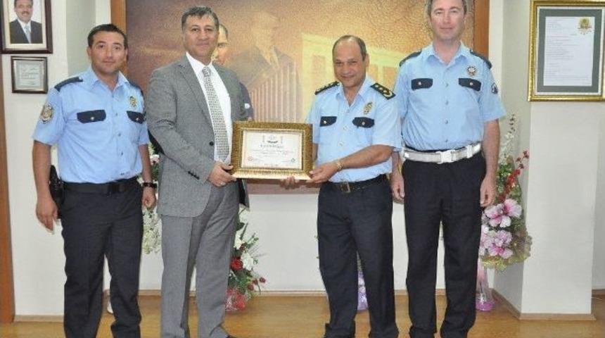 Emniyet M&uuml;d&uuml;r&uuml; Yıldız, Masa Tenisi Takımını Kabul Etti