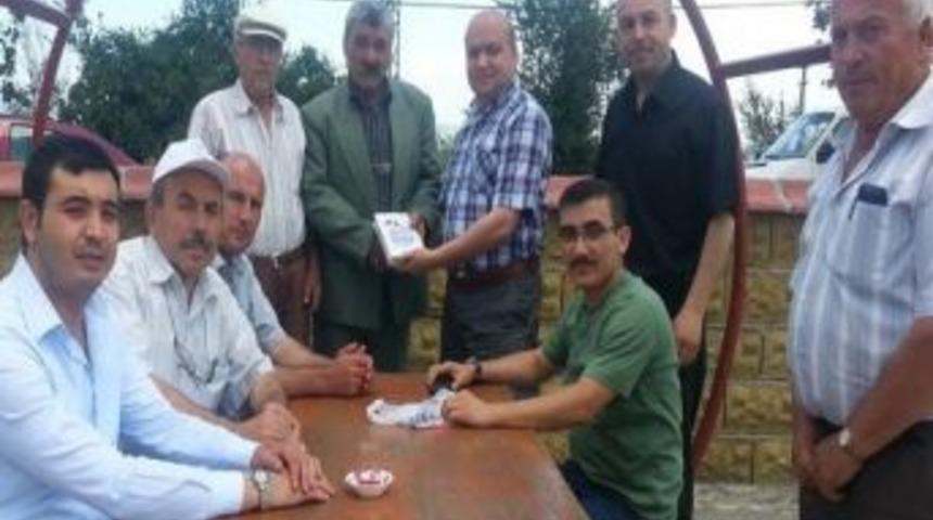 Ak Parti’den Düğün Hediyesi ‘kitap’