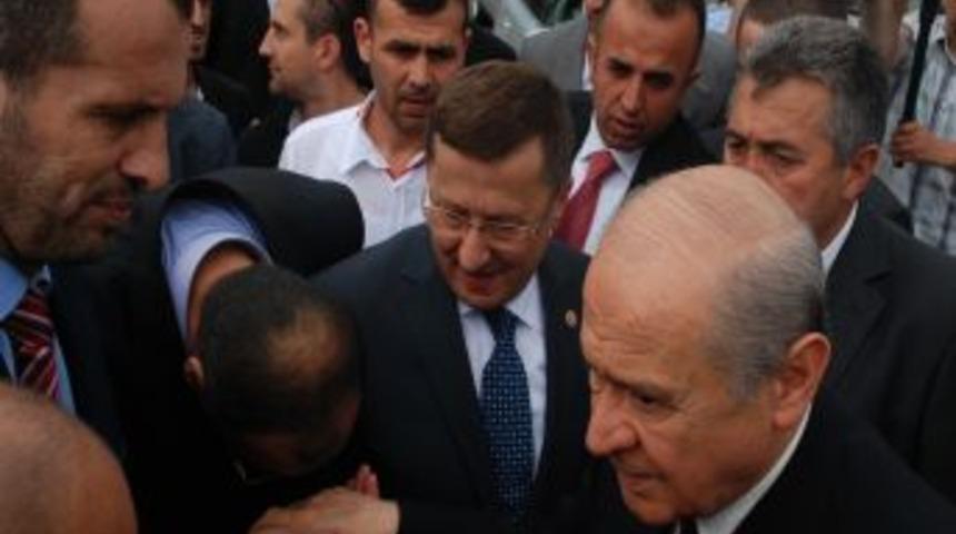 Bah&ccedil;eli: Gen&ccedil;leri Ufacık Tefecik G&ouml;rd&uuml;n De Karam&uuml;rsel Sepeti Mi Sandın?