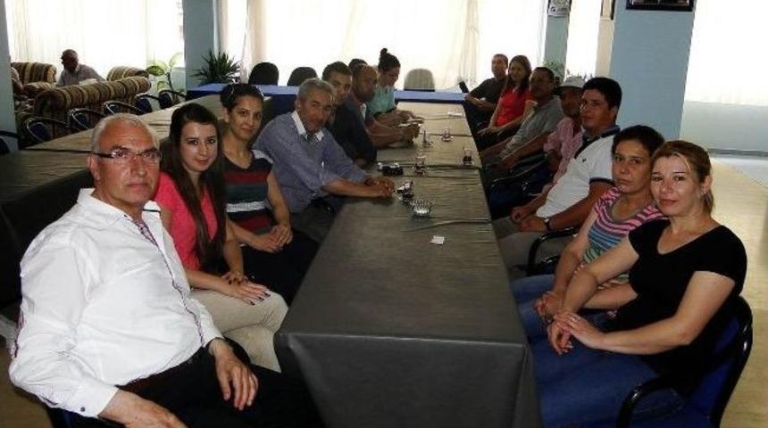 Ak Parti&rsquo;ye Destek, Gezi Parkı Olaylarına Protesto İ&ccedil;in Partiye &Uuml;ye Oldular