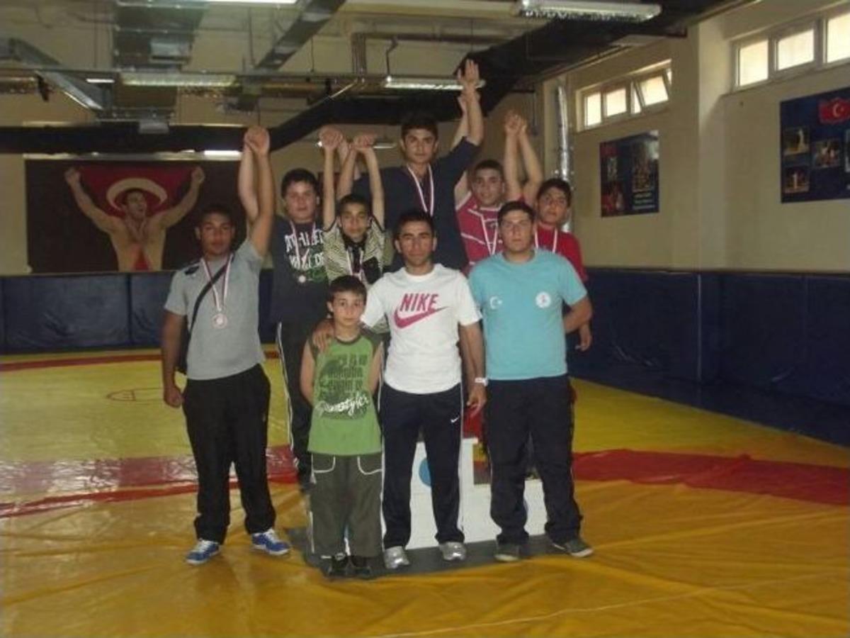 Nazillili G&uuml;reş&ccedil;iler Yaz Tatiline Girdi