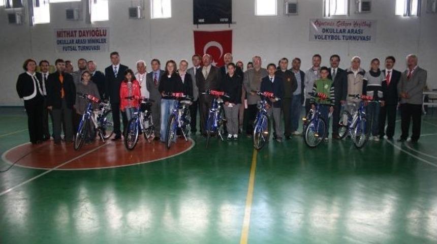 Gerede Belediyesi&rsquo;nden &Ouml;ğrencilere M&uuml;jde