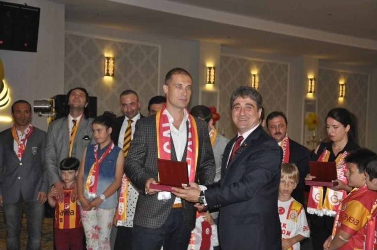 Sarı-kırmızılılar Şampiyonluk Balosu'nda Coştu