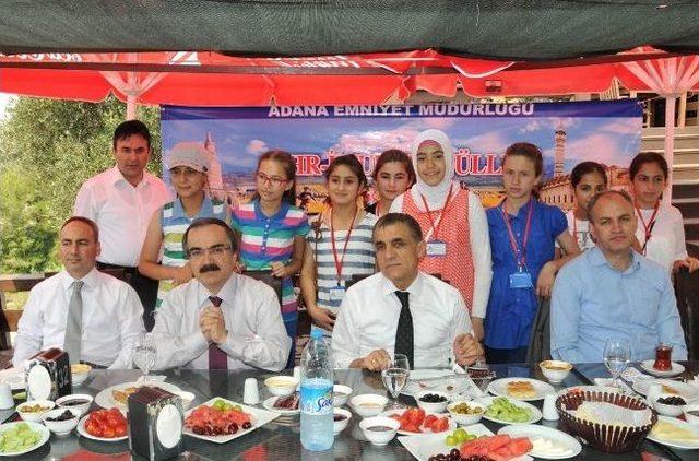 Vali Coş, Şırnak tan Gelen &Ouml;ğrenciler İle Bir Araya Geldi 3