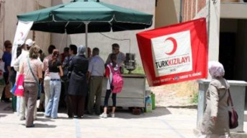 Kızılay Şubesi Salihli'de Lokma D&ouml;kt&uuml;rd&uuml;