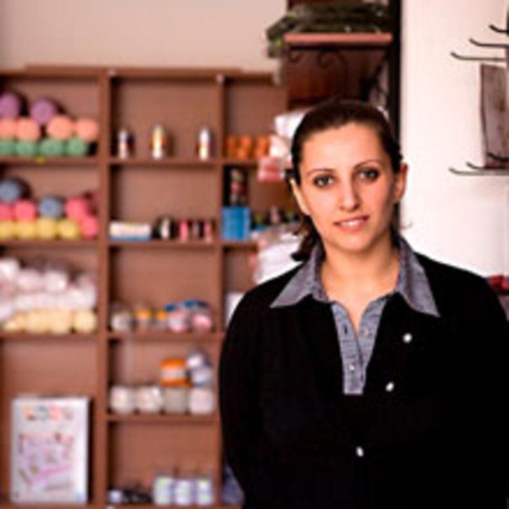 İsmek'le İş Hayatına Atıldı