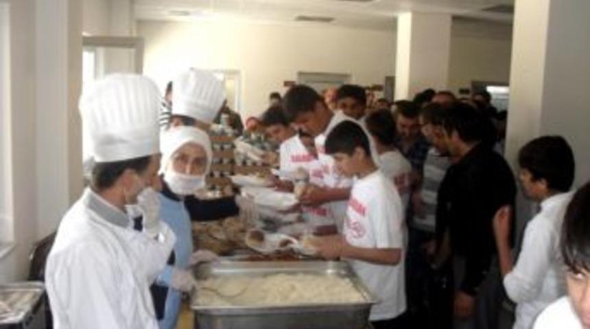 Gerede Myo&rsquo;da Pilav Şenliği D&uuml;zenlendi