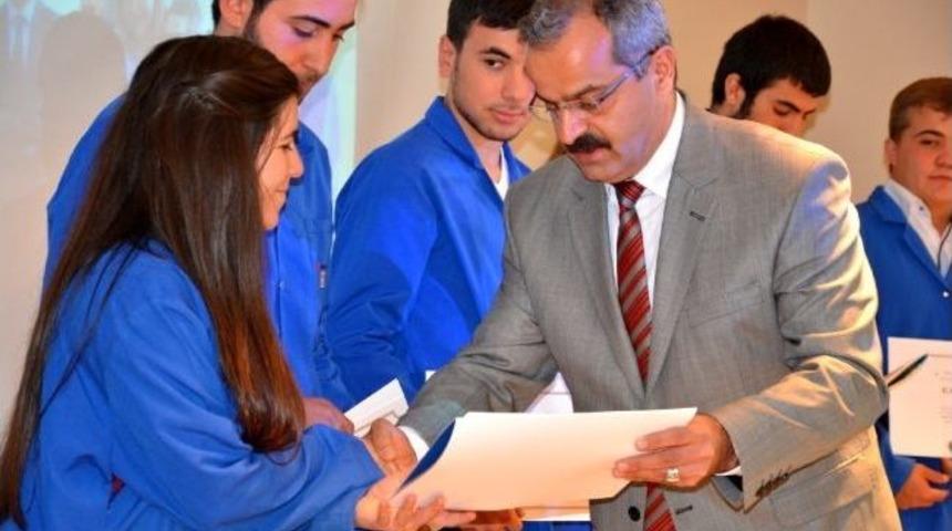 &Uuml;niversite-sanayi İşbirliğine Bolu &Ccedil;imento&rsquo;dan Destek