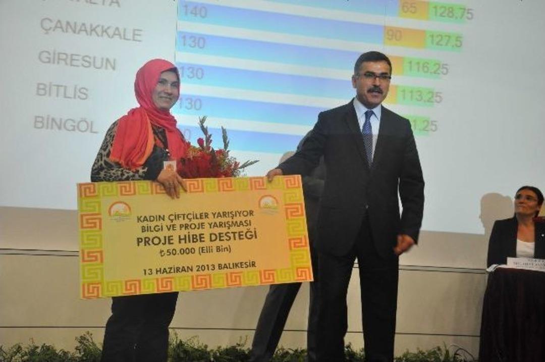 Kadın &Ccedil;ift&ccedil;iler Yarışıyor Bilgi Ve Proje Yarışması T&uuml;rkiye Finali Balıkesir&rsquo;de Yapıldı