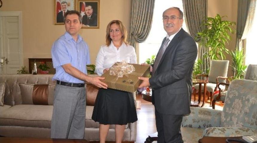 Vali Savaş&rsquo;a Nezaket Ziyaretleri Devam Ediyor