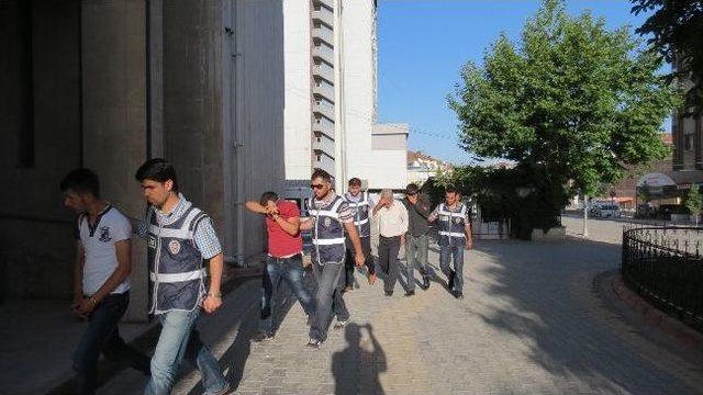 Torbacı Operasyonunda 10 Şüpheli Tutuklandı 1