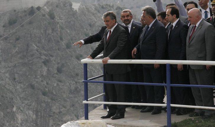 Cumhurbaşkanı Gül, Deriner Barajı’nda Incelemelerde Bulundu G2