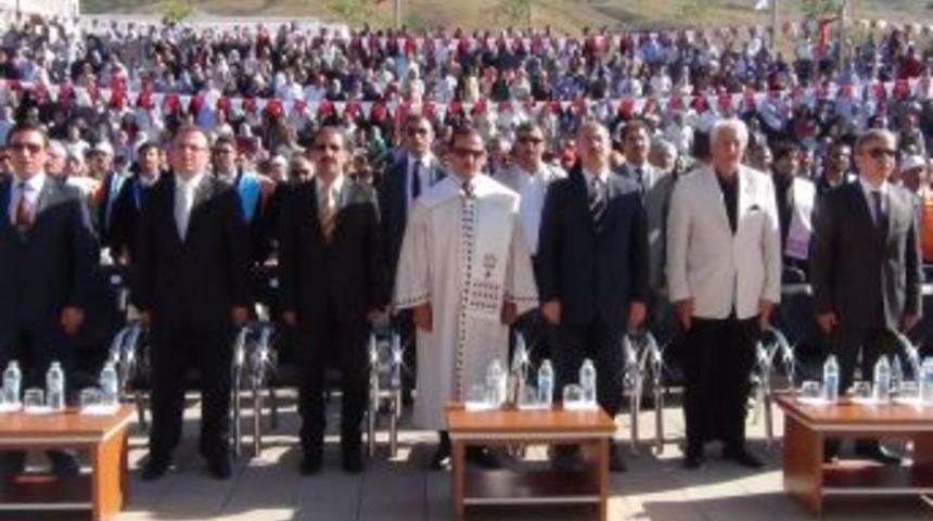 Alparslan &Uuml;niversitesi'nde Mezuniyet T&ouml;reni