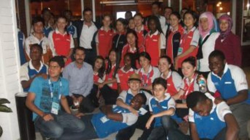 Zeytin Dalı, D&uuml;nya &Ccedil;ocuklarını Ağırladı