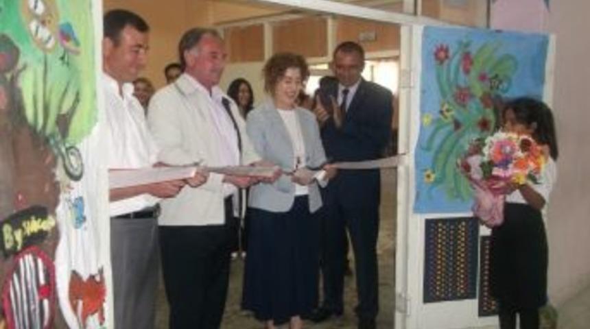 Sultanhanı orta okulunda yılsonu sergisi d&uuml;zenlendi