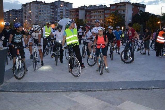 Bisiklet Severlerden Şehir Turu 1