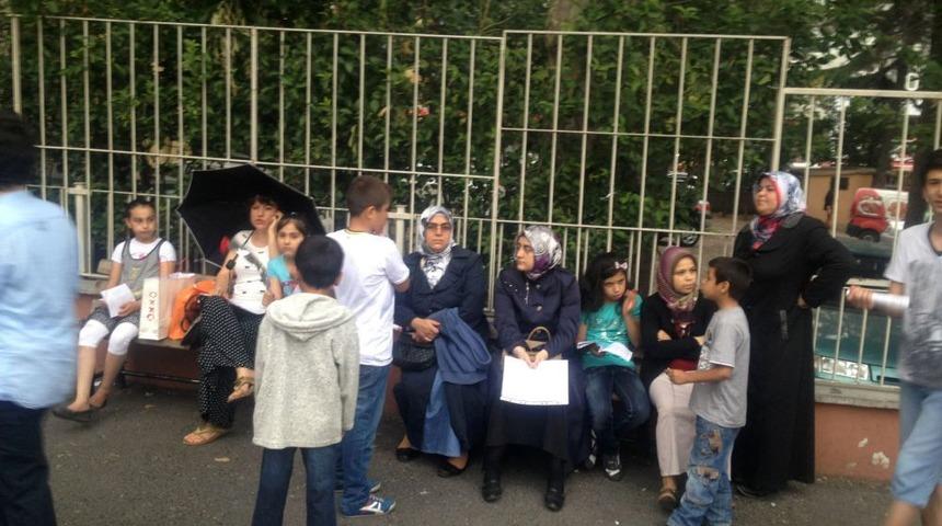 &Ouml;ğrencilerde Karne Heyecanı