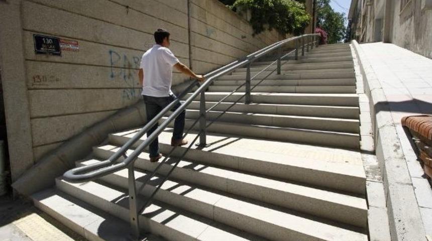 Konak&rsquo;ın Yeni Merdivenleri