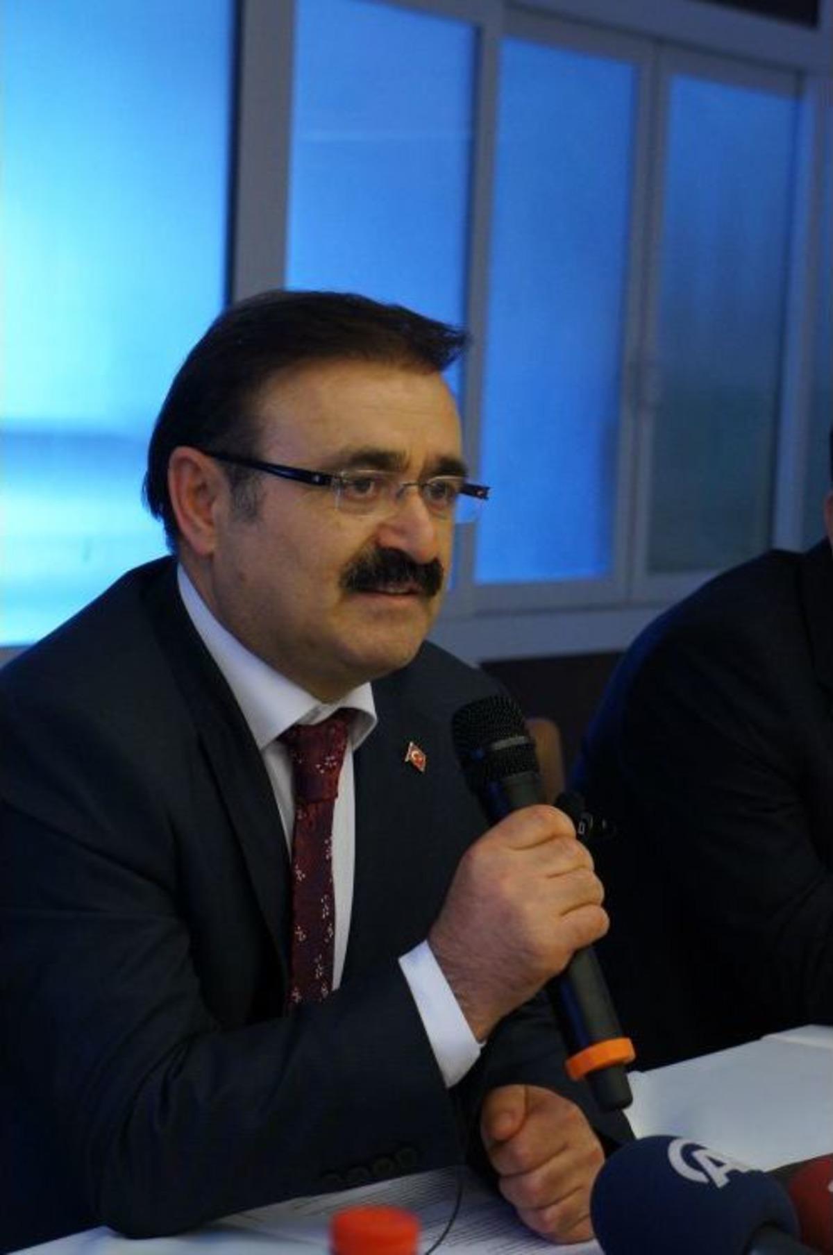 'Vatana, Millete Faydalı' K&ouml;pek Hibe Eden Vatandaşlar &Ouml;d&uuml;llendirildi