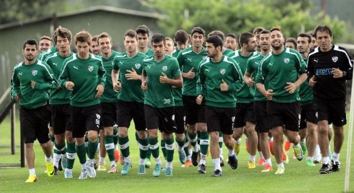 Karaman&rsquo;dan Ozan İpek&rsquo;e Destek