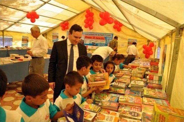 Hasankeyf’te Kitap Fuarı