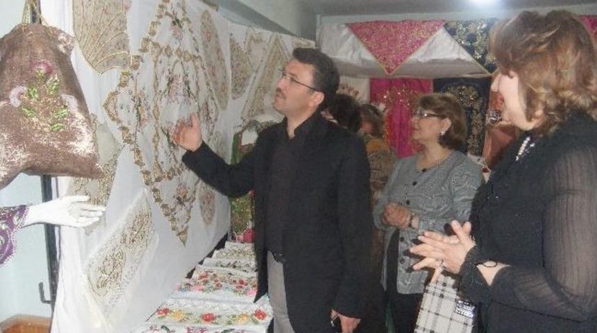 K&uuml;tahya'da 'dikiş-nakış Ve Giyim' Sergisi