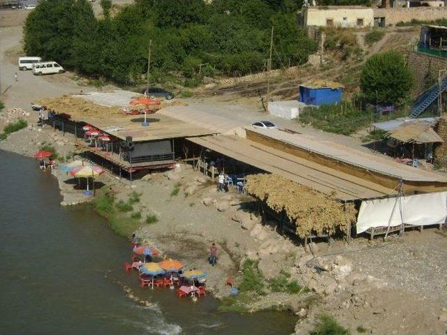 Hasankeyf Eski Çardak Alanı Mera Oldu