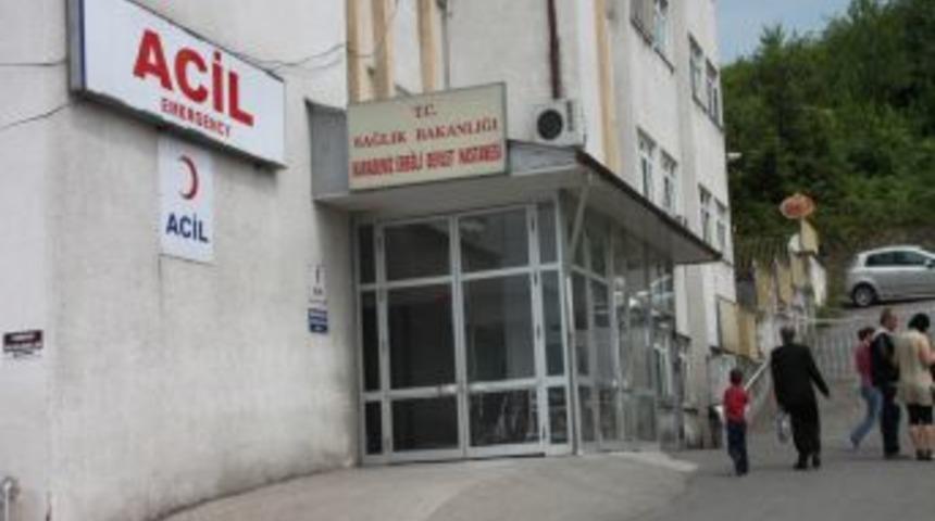 Tuvalette doğurduğu &ccedil;ocuğunu &ccedil;&ouml;pe attı