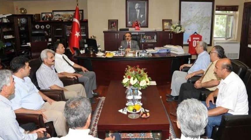 Elektrik Teknisyenleri Vali Coş&rsquo;u Ziyaret Etti.