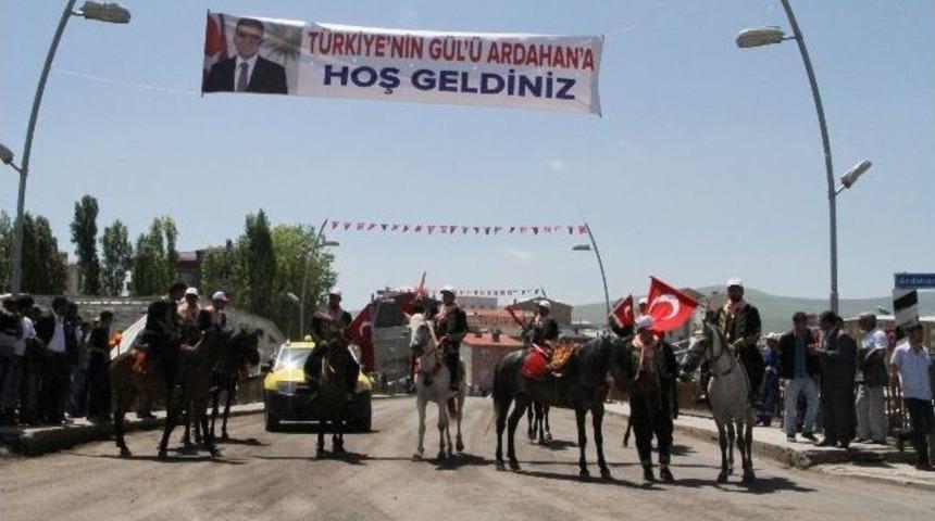 Cumhurbaşkanı G&uuml;l: "halka Hizmet İbadettir"