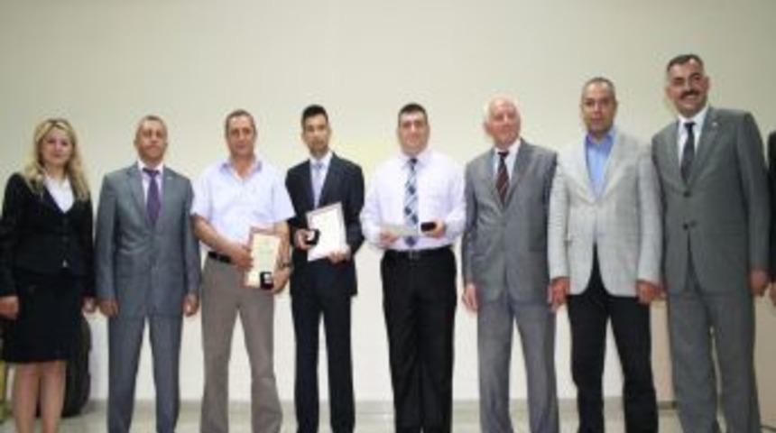 Kızılay Kan Bağış&ccedil;ılarını &Ouml;d&uuml;llendirdi